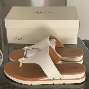 Style & Co. Women’s white/tan sandals, size 9.5, good condition